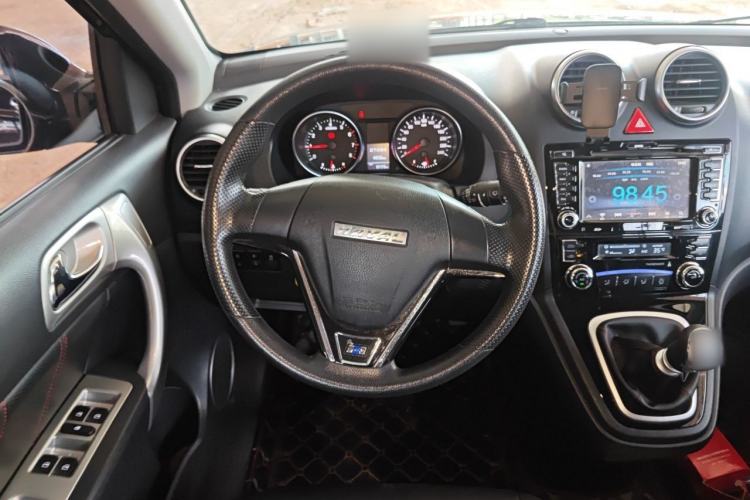 Used Haval H6 2016 Upgraded Model 1.5T Manual Two-Wheel Drive Urban Version Steering Wheel