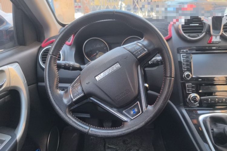 Used Haval H6 2016 Upgraded Model 1.5T Manual Two-Wheel Drive Elite Version Steering Wheel