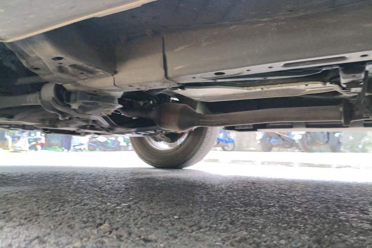 Used Haval H6 2016 Upgraded Model 1.5T Manual Two-Wheel Drive Elite Version Chassis Front Left