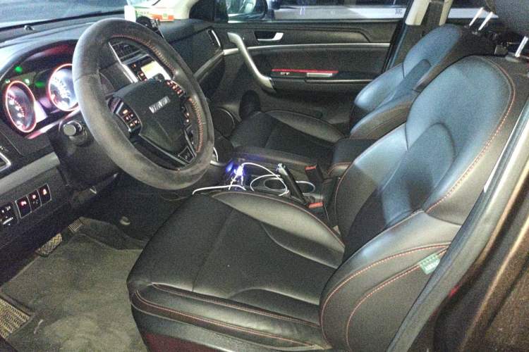 Used Haval H6 2016 Upgraded Model 1.5T Automatic Two-Wheel Drive Prestige Version Left Front Seat