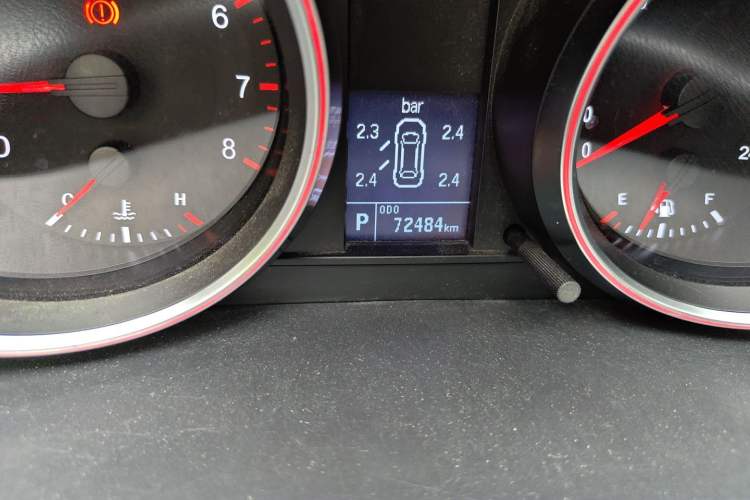 Used Haval H6 2016 Upgraded Model 1.5T Automatic Two-Wheel Drive Elite Version Odometer Close Up