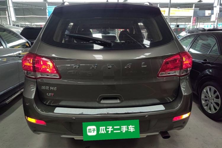 Used Haval H6 2016 Upgraded Model 1.5T Automatic Two-Wheel Drive Elite Version Rear