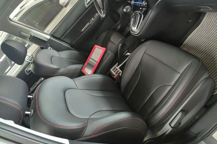 Used Haval H6 2016 Upgraded Model 1.5T Automatic Two-Wheel Drive Elite Version Right Front Seat