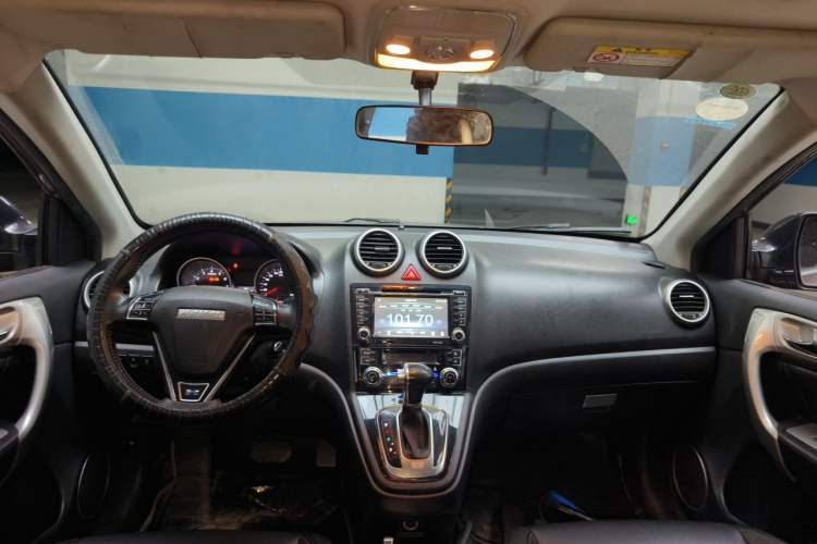 Used Haval H6 2016 Upgraded Model 1.5T Automatic Two-Wheel Drive Elite Version Headliner