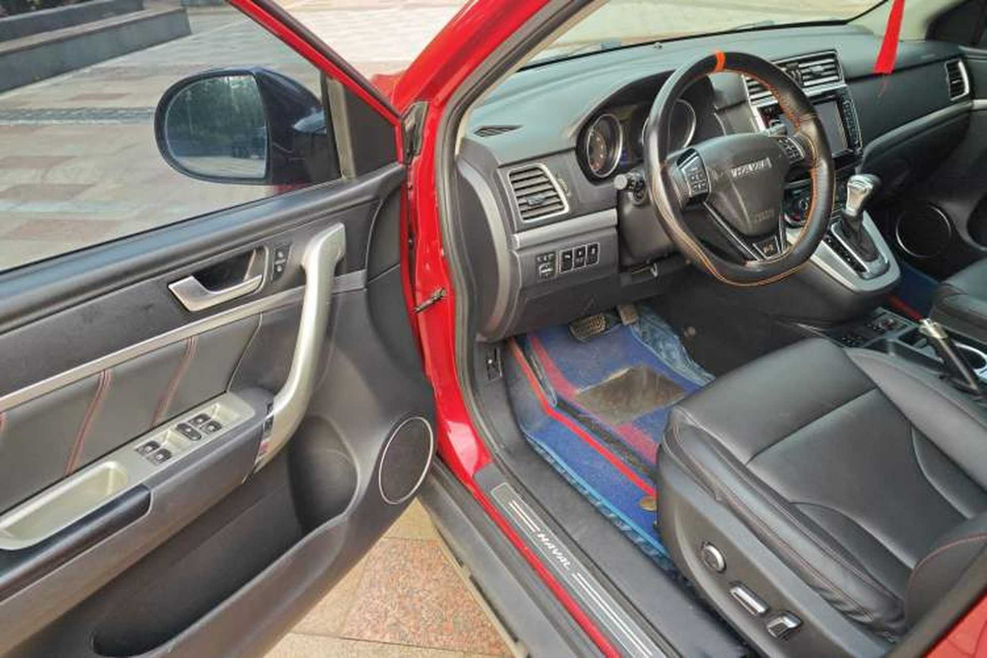Used Haval H6 2016 Upgraded Model 1.5T Automatic Two-Wheel Drive Prestige Version Interior 1