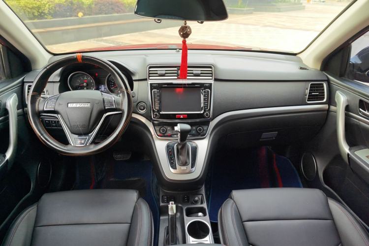 Used Haval H6 2016 Upgraded Model 1.5T Automatic Two-Wheel Drive Prestige Version Interior 5