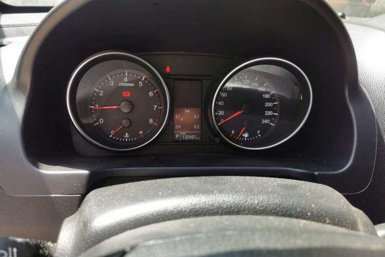 Used Haval H6 2016 Upgraded Model 1.5T Automatic Two-Wheel Drive Elite Version Odometer Close Up