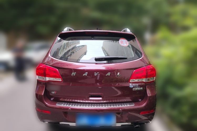 Used Haval H6 2016 Upgraded Model 1.5T Manual Two-Wheel Drive Value Edition Rear