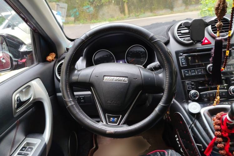 Used Haval H6 2016 Upgraded Model 1.5T Manual Two-Wheel Drive Value Edition Steering Wheel