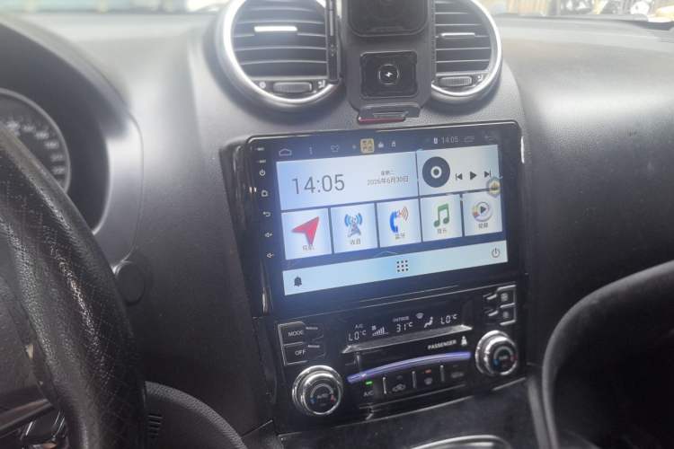 Used Haval H6 2016 Upgraded Model 1.5T Automatic Two-Wheel Drive Elite Version Audio And AC Panel