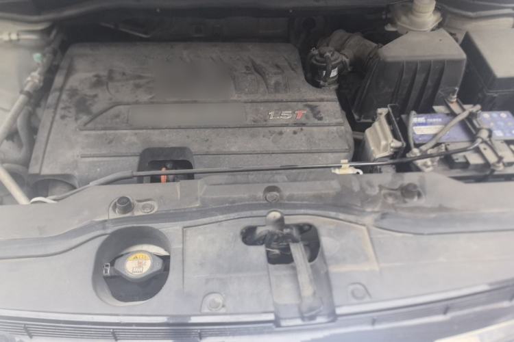 Used Haval H6 2016 Upgraded Model 1.5T Automatic Two-Wheel Drive Elite Version Engine Bay