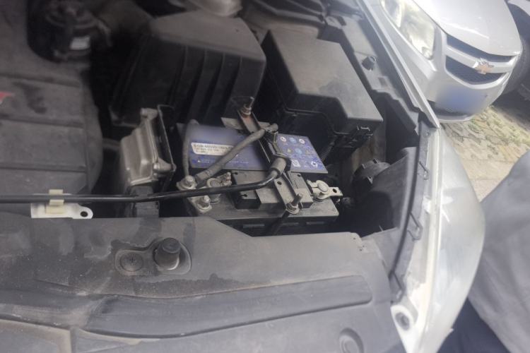 Used Haval H6 2016 Upgraded Model 1.5T Automatic Two-Wheel Drive Elite Version Engine Bay Left