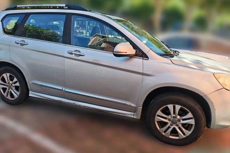 Used Haval H6 2016 Upgraded Model 1.5T Automatic Two-Wheel Drive Elite Version Front Right 45 Deg