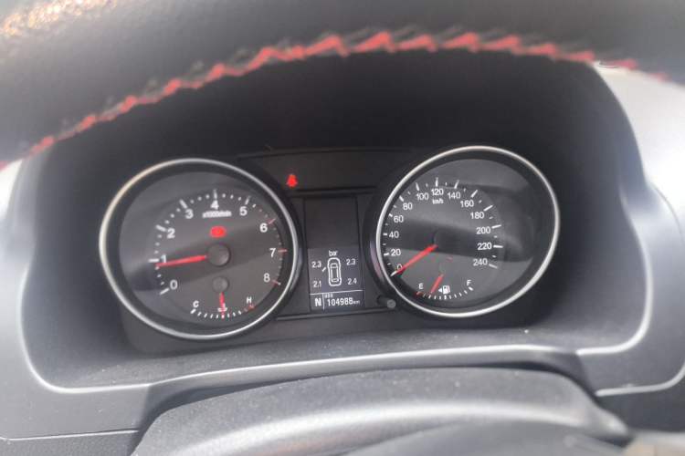 Used Haval H6 2016 Upgraded Model 1.5T Automatic Two-Wheel Drive Elite Version Instrument Cluster