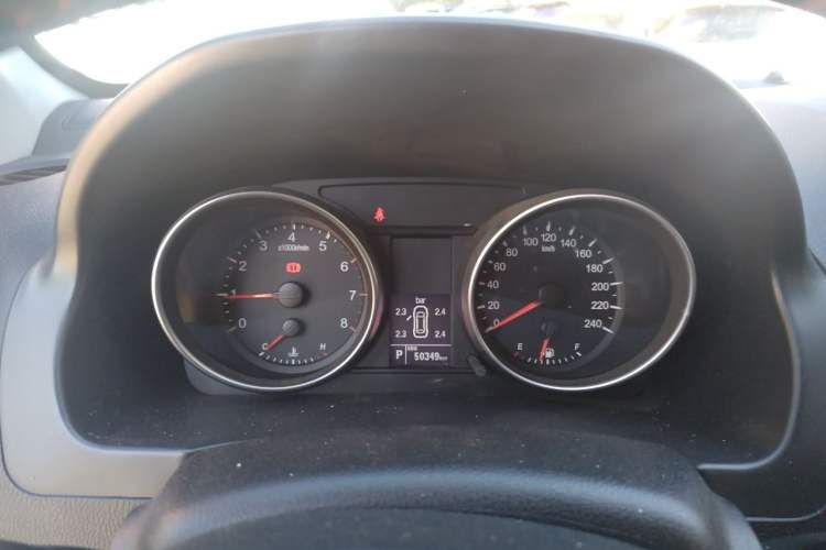 Used Haval H6 2016 Upgraded Model 1.5T Automatic Two-Wheel Drive Elite Version Instrument Cluster