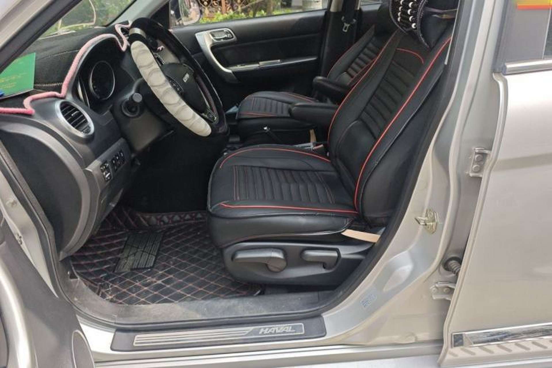 Used Haval H6 2016 Upgraded Model 1.5T Automatic Two-Wheel Drive Elite Version Left Front Seat