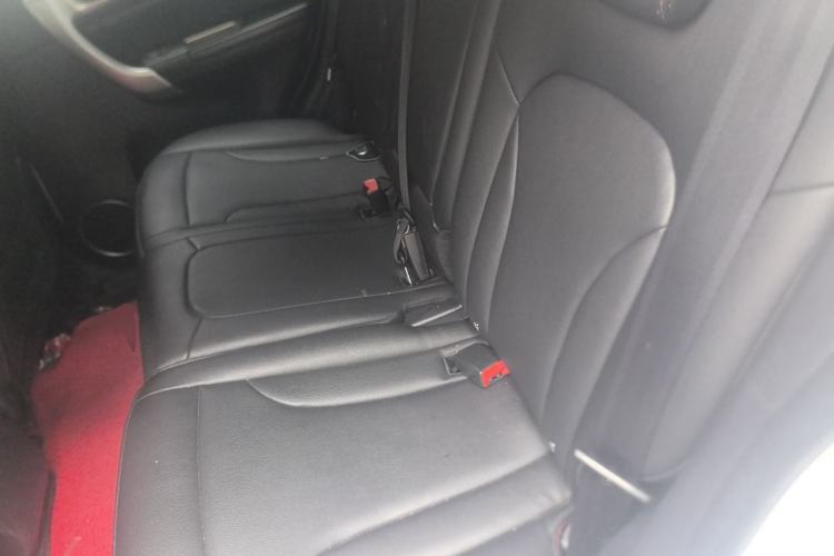 Used Haval H6 2016 Upgraded Model 1.5T Automatic Two-Wheel Drive Elite Version Left Rear Seat