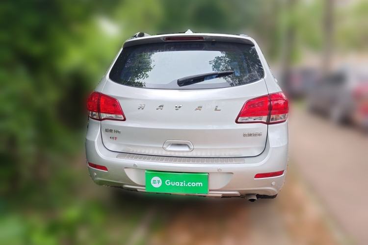 Used Haval H6 2016 Upgraded Model 1.5T Manual Two-Wheel Drive Elite Version Rear