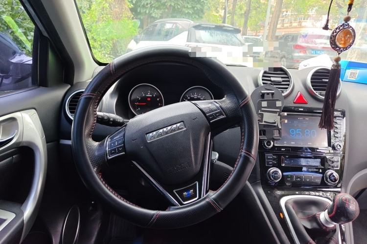 Used Haval H6 2016 Upgraded Model 1.5T Manual Two-Wheel Drive Elite Version Steering Wheel