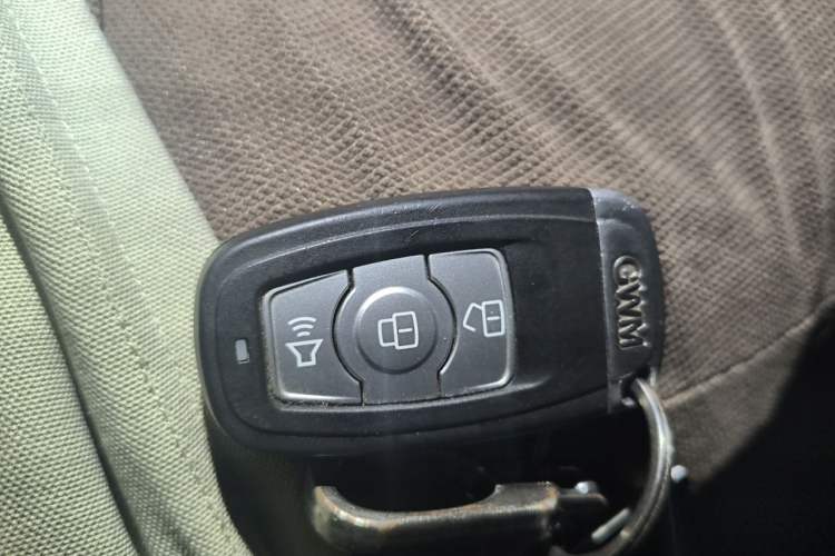 Used Haval H6 2016 Upgraded Model 1.5T Automatic Two-Wheel Drive Prestige Version Vehicle Key