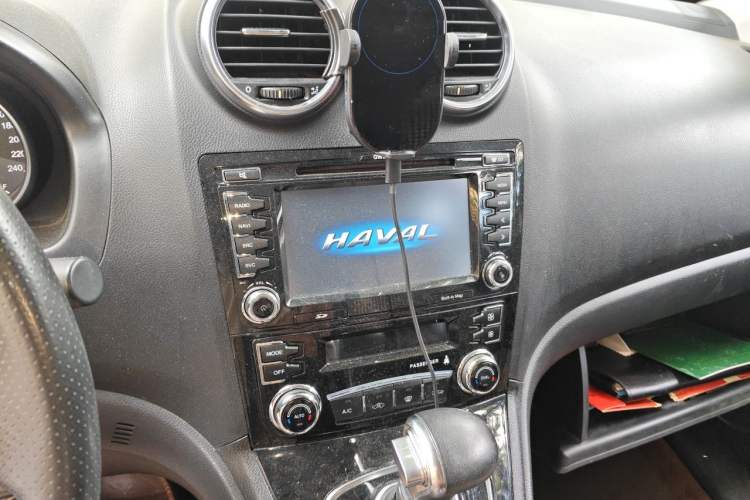 Used Haval H6 2016 Upgraded Model 1.5T Automatic Two-Wheel Drive Elite Version Audio And AC Panel