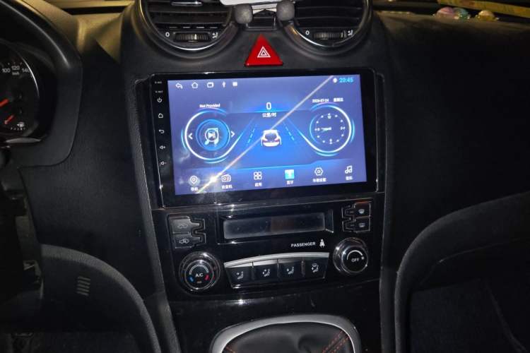 Used Haval H6 2016 Upgraded Model 1.5T Manual Two-Wheel Drive Urban Version Audio And AC Panel