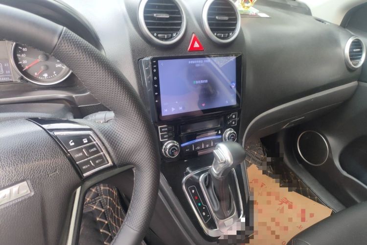 Used Haval H6 2016 Upgraded Model 1.5T Automatic Two-Wheel Drive Elite Version Audio And AC Panel