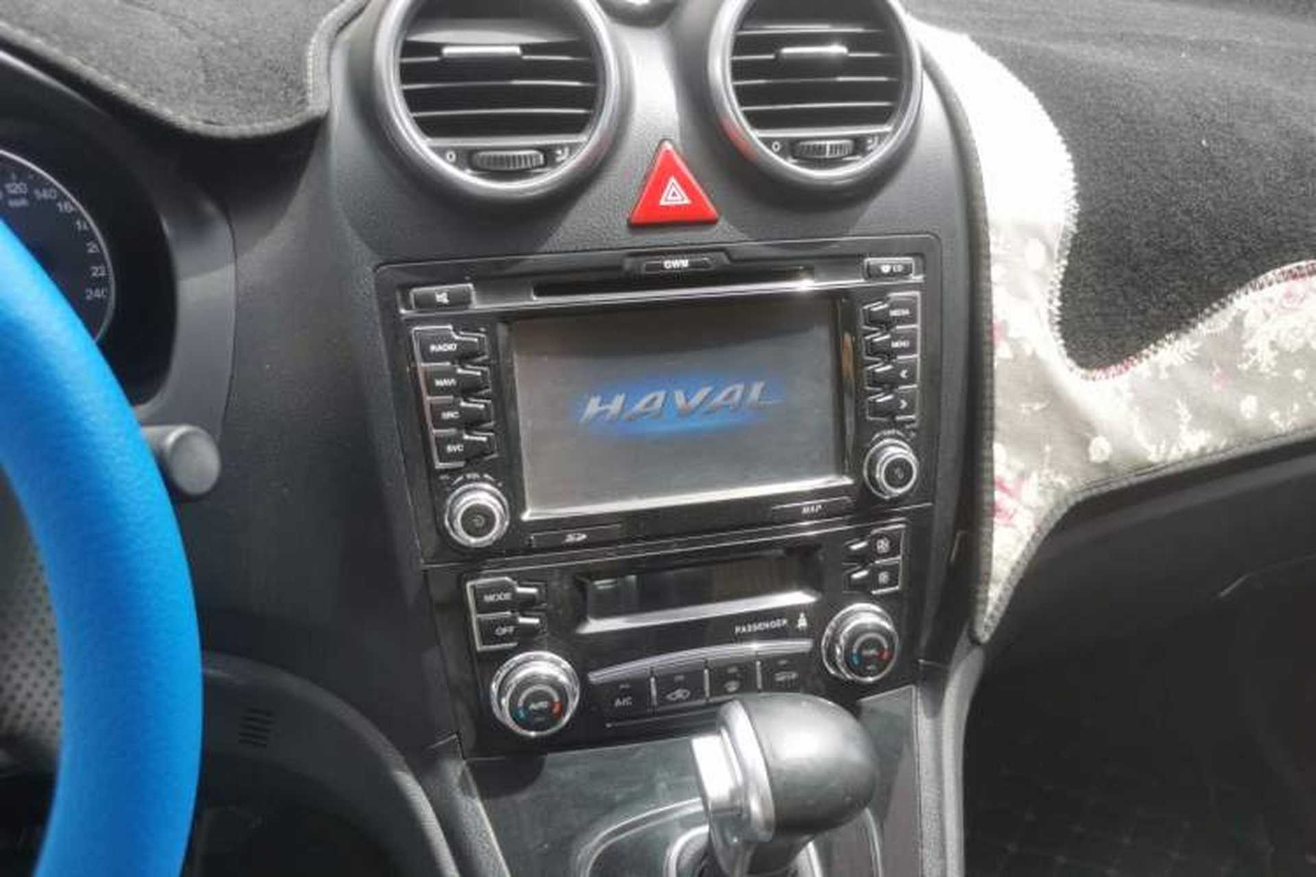 Used Haval H6 2016 Upgraded Model 1.5T Automatic Two-Wheel Drive Elite Version Audio And AC Panel