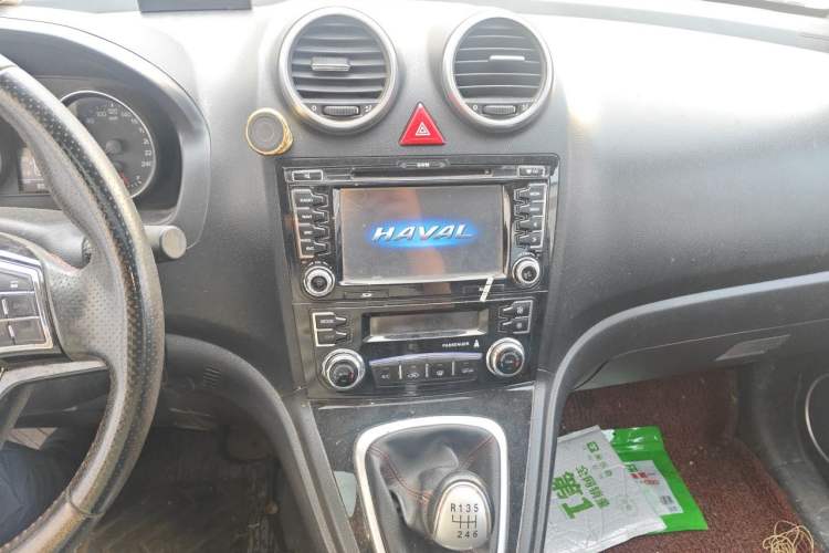 Used Haval H6 2016 Upgraded Model 1.5T Manual Two-Wheel Drive Elite Version Audio And AC Panel