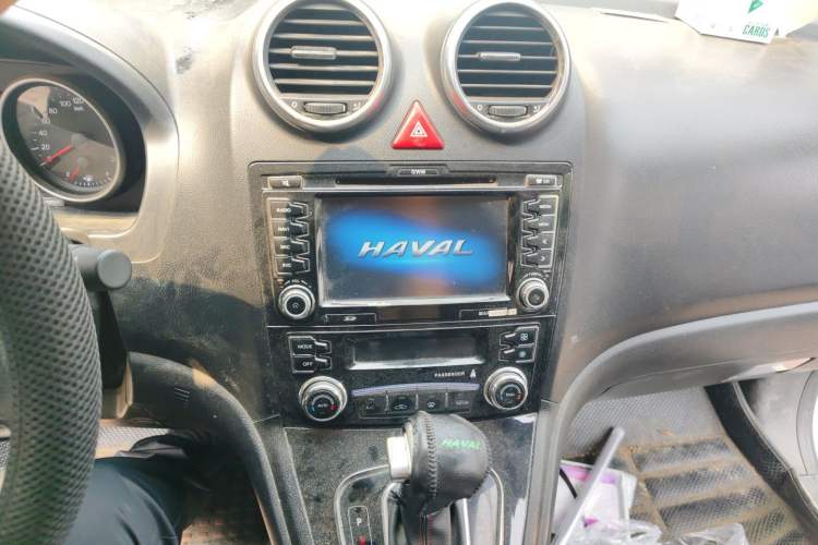 Used Haval H6 2016 Upgraded Model 1.5T Automatic Two-Wheel Drive Elite Version Audio And AC Panel