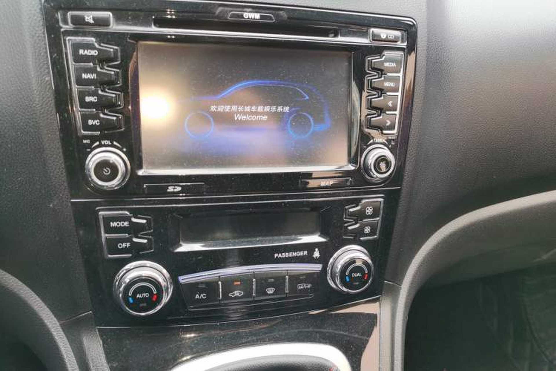 Used Haval H6 2016 Upgraded Model 1.5T Manual Two-Wheel Drive Elite Version Audio And AC Panel