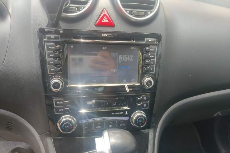 Used Haval H6 2016 Upgraded Model 1.5T Automatic Two-Wheel Drive Elite Version Audio And AC Panel