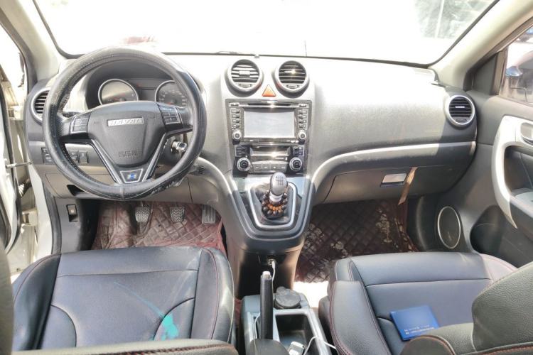 Used Haval H6 2016 Upgraded Model 1.5T Manual Two-Wheel Drive Elite Version Center Console