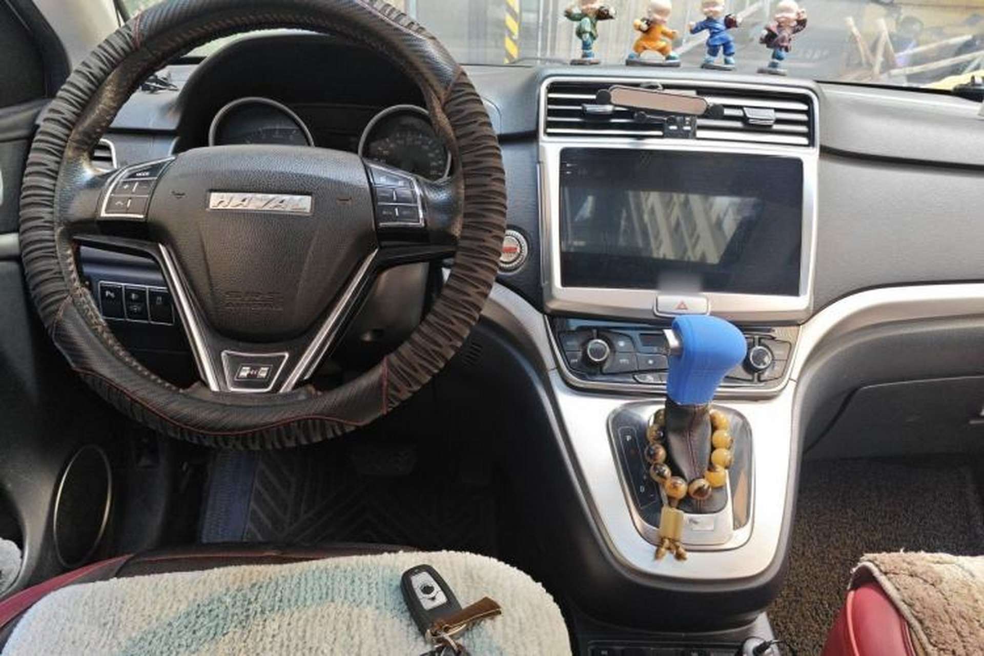 Used Haval H6 2016 Upgraded Model 1.5T Automatic Two-Wheel Drive Elite Version Center Console
