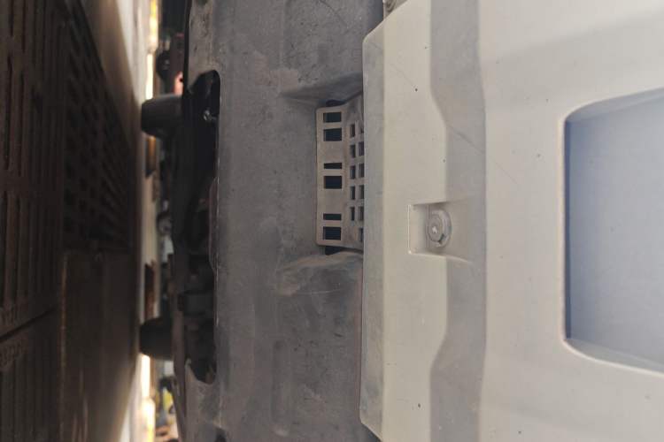 Used Haval H6 2016 Upgraded Model 1.5T Automatic Two-Wheel Drive Elite Version Chassis Front