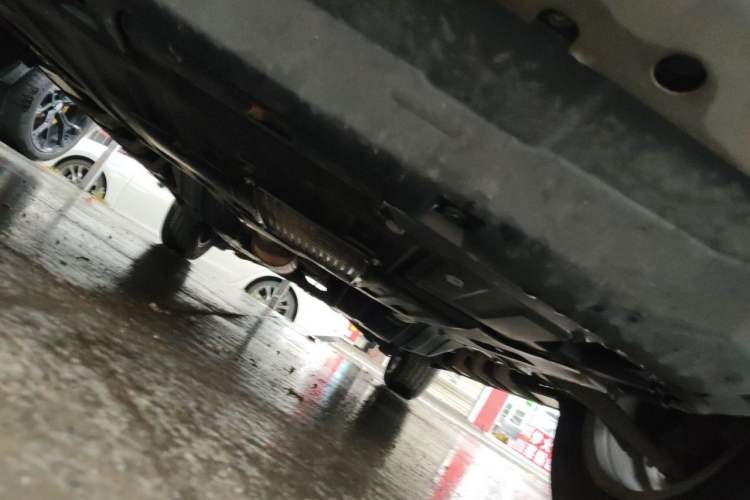 Used Haval H6 2016 Upgraded Model 1.5T Automatic Two-Wheel Drive Elite Version Chassis Front