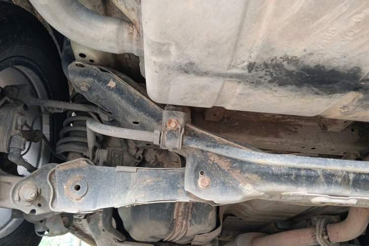 Used Haval H6 2016 Upgraded Model 1.5T Manual Two-Wheel Drive Urban Version Chassis Rear Left
