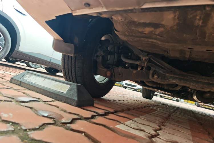 Used Haval H6 2016 Upgraded Model 1.5T Automatic Two-Wheel Drive Elite Version Chassis Rear Left