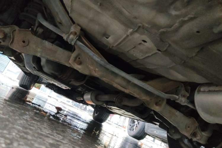 Used Haval H6 2016 Upgraded Model 1.5T Automatic Two-Wheel Drive Elite Version Chassis Rear