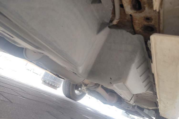 Used Haval H6 2016 Upgraded Model 1.5T Manual Two-Wheel Drive Elite Version Chassis Rear Right