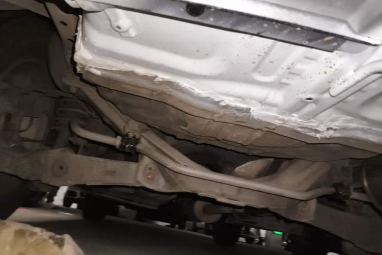 Used Haval H6 2016 Upgraded Model 1.5T Automatic Two-Wheel Drive Elite Version Chassis Rear