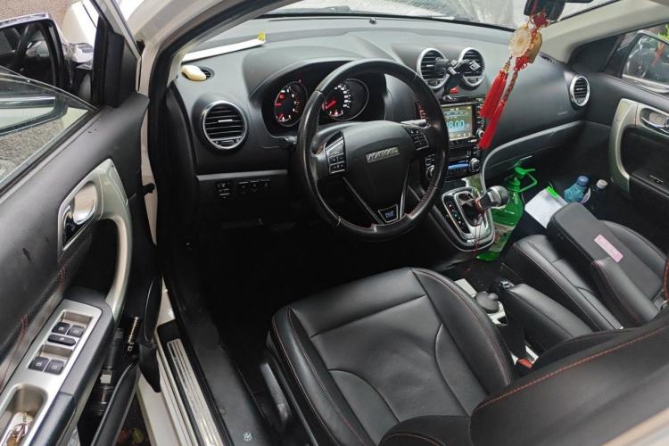 Used Haval H6 2016 Upgraded Model 1.5T Automatic Two-Wheel Drive Elite Version Driver Seat