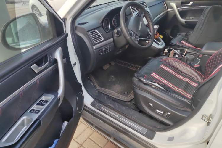 Used Haval H6 2016 Upgraded Model 1.5T Automatic Two-Wheel Drive Elite Version Driver Seat