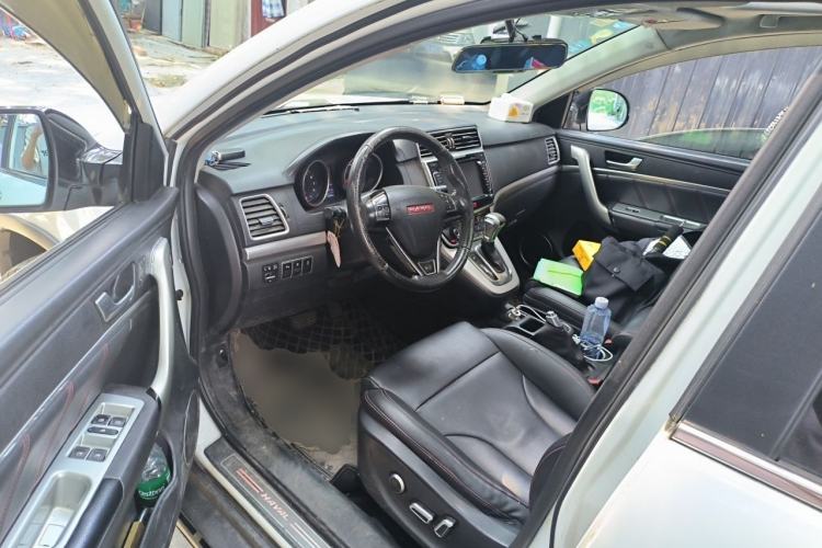 Used Haval H6 2016 Upgraded Model 1.5T Automatic Two-Wheel Drive Elite Version Driver Seat