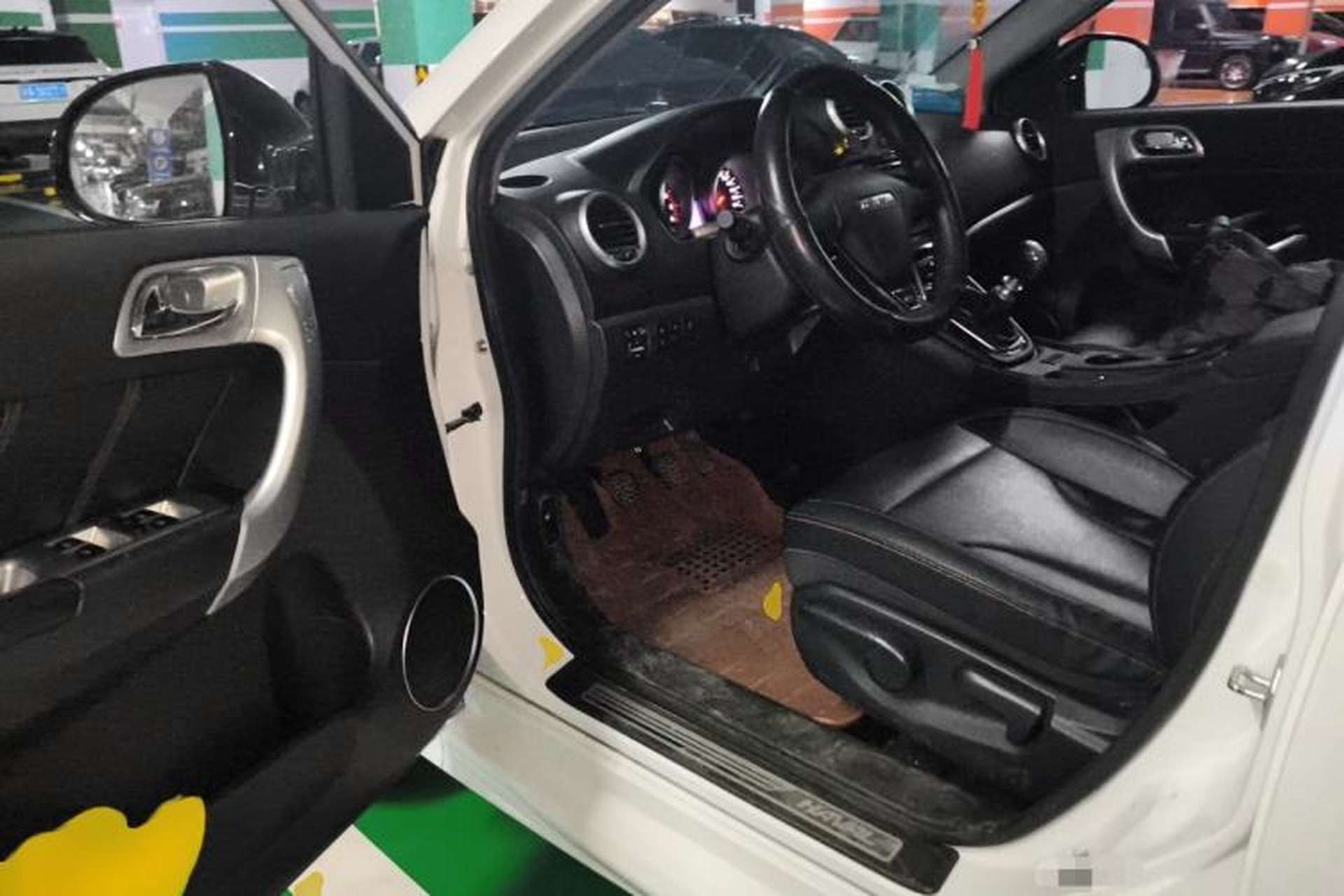 Used Haval H6 2016 Upgraded Model 1.5T Manual Two-Wheel Drive Elite Version Driver Seat