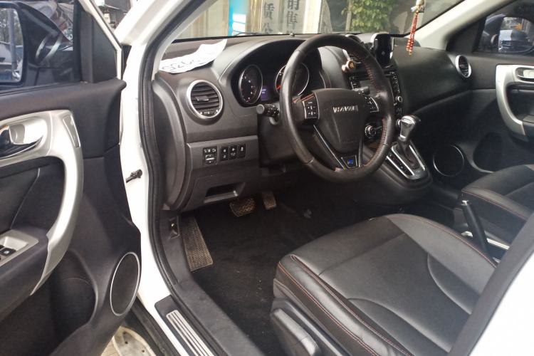 Used Haval H6 2016 Upgraded Model 1.5T Automatic Two-Wheel Drive Elite Version Driver Seat