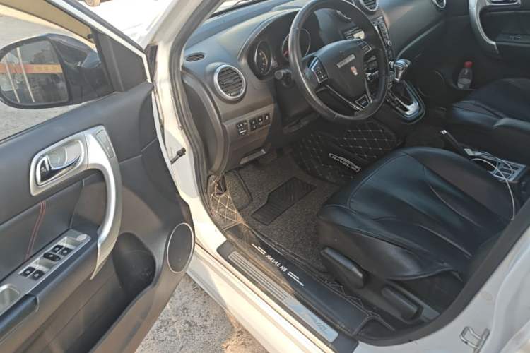 Used Haval H6 2016 Upgraded Model 1.5T Automatic Two-Wheel Drive Elite Version Driver Seat