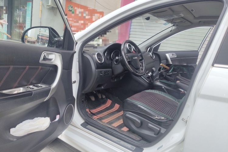Used Haval H6 2016 Upgraded Model 1.5T Manual Two-Wheel Drive Elite Version Driver Seat