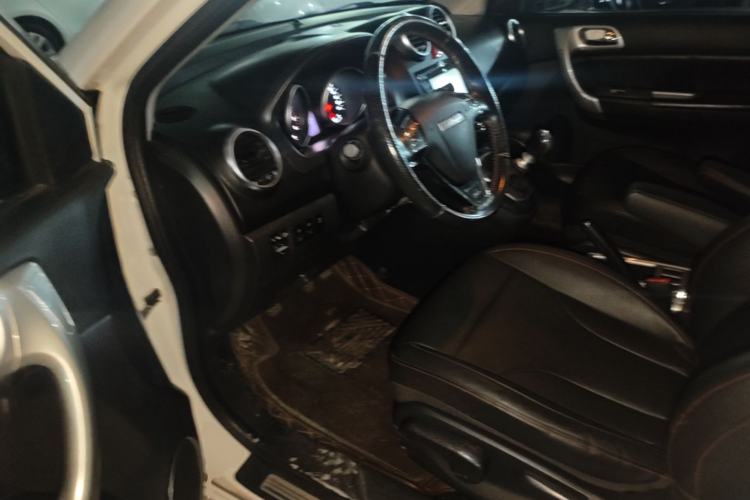 Used Haval H6 2016 Upgraded Model 1.5T Manual Two-Wheel Drive Elite Version Driver Seat