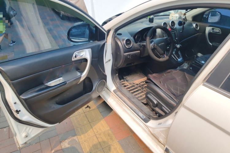 Used Haval H6 2016 Upgraded Model 1.5T Automatic Two-Wheel Drive Elite Version Driver Seat
